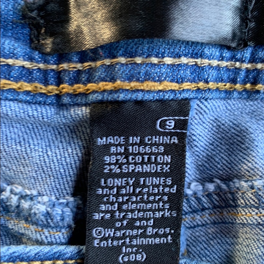 Lot 29 women’s   size 9 tweety bird boot cut jeans - Picture 7 of 10